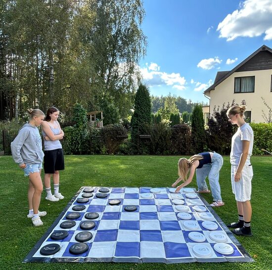 CHECKERS / CHESS 2.5x2.5m