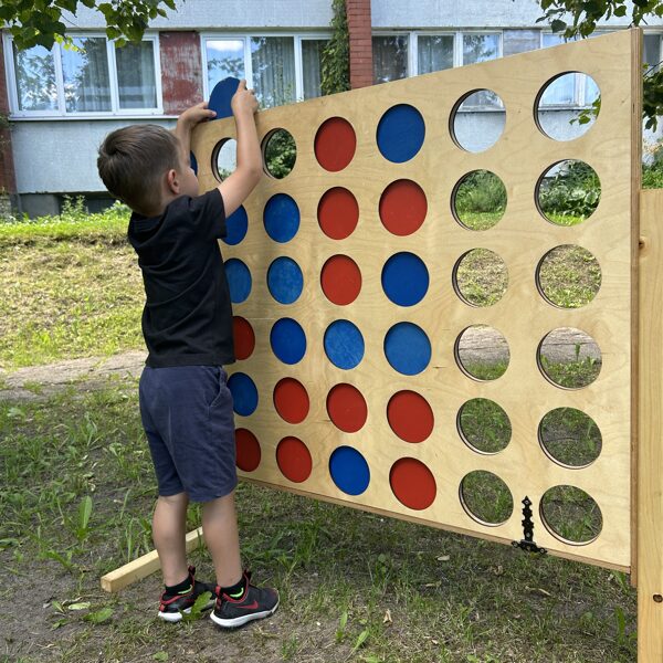 Four in a row. Large game rental. Outdoor games. 4inRow. Yard games.