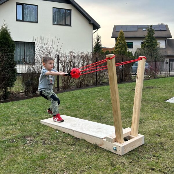 Garden catapult. Large game rental. Garden game rental. Party games.