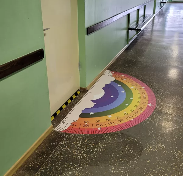 Laminēta grīdas uzlīme. Izglītojošas grīdas uzlīmes. Transportieris. Grīdas uzlīmes. Uzlīm